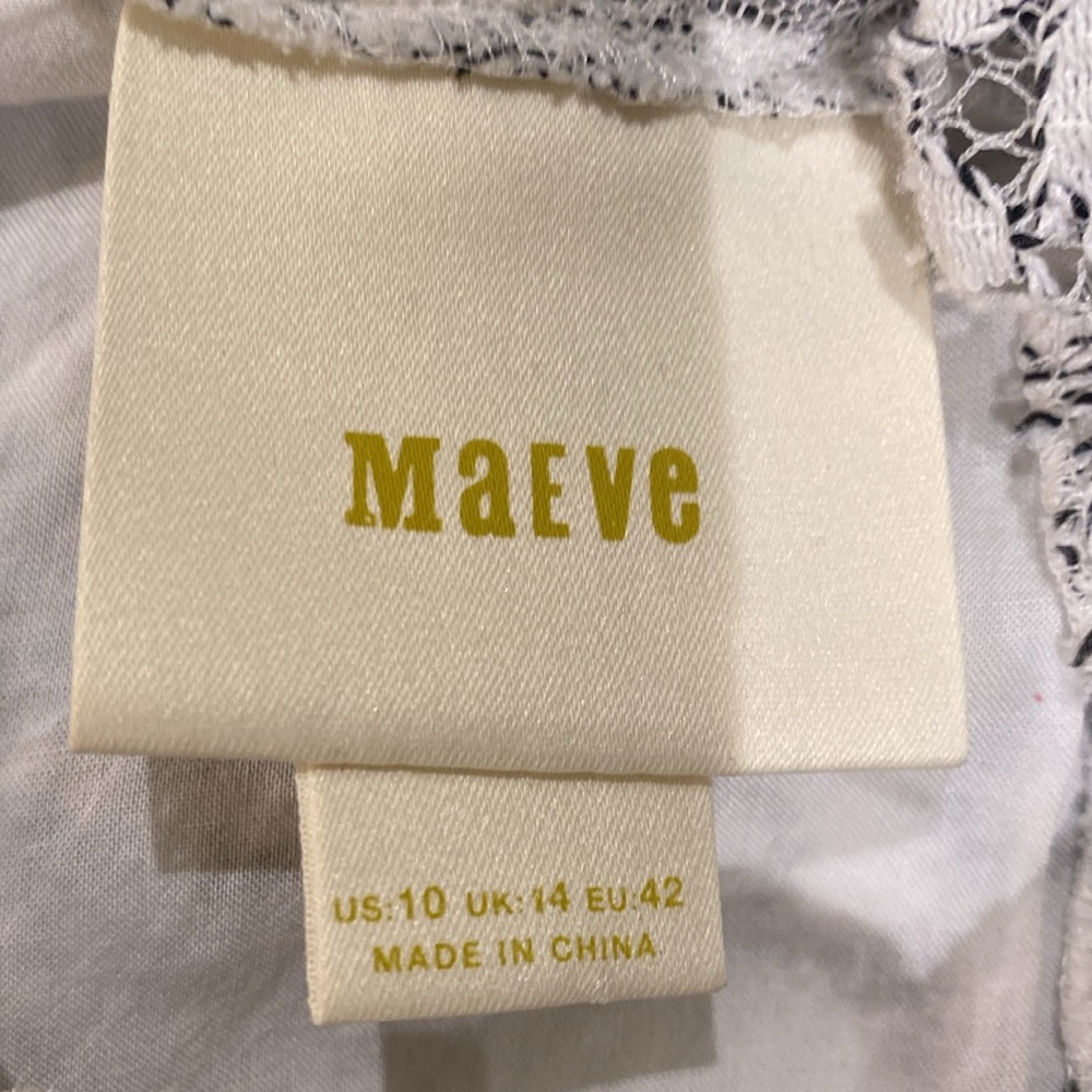 Super cute sleeveless top by Maeve. Size 10 - Picture 8 of 9
